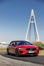 Volvo S60 T5 R-Design 2018 года (WW)